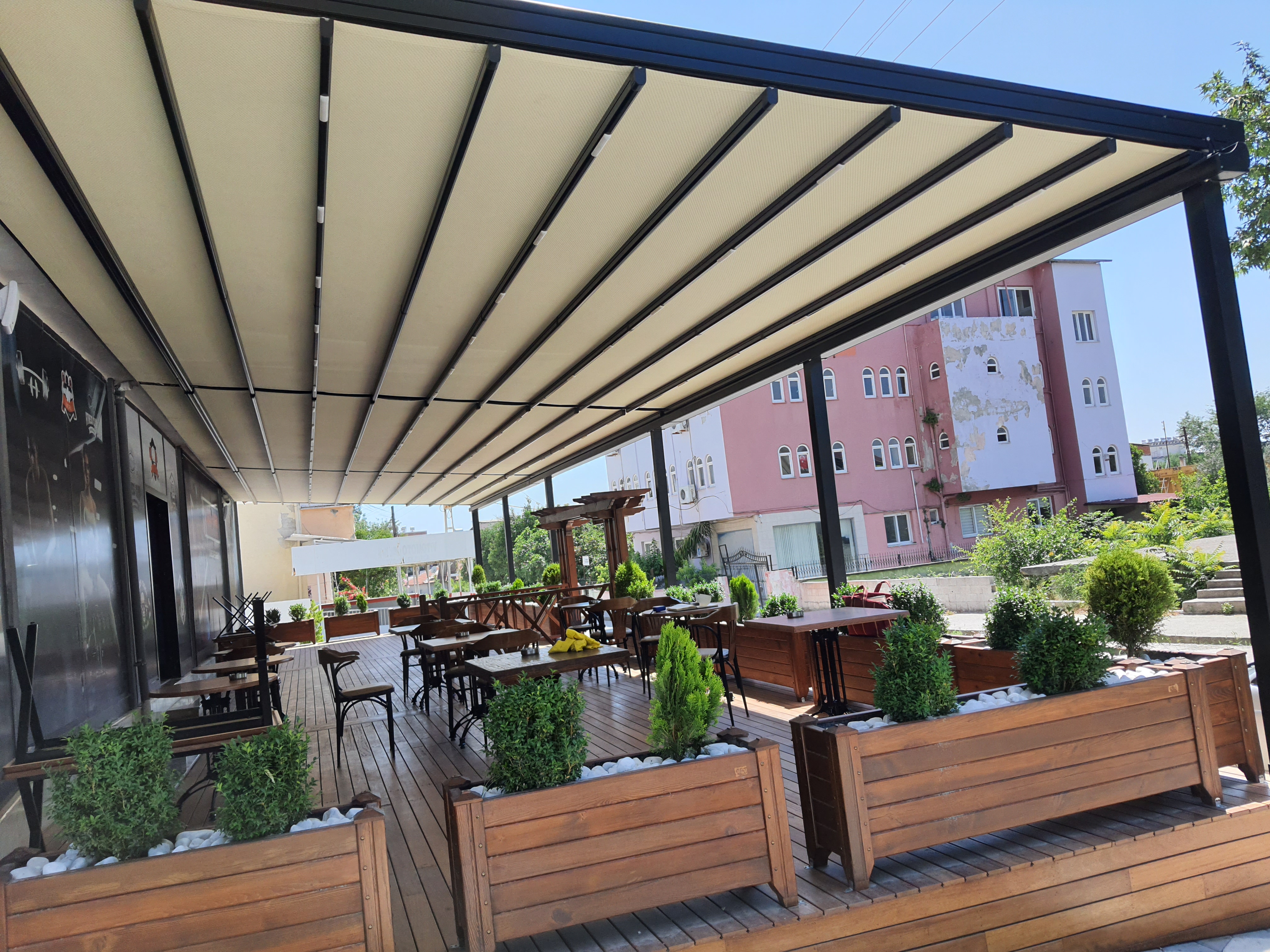 RAYLI PERGOLA SİSTEMİ